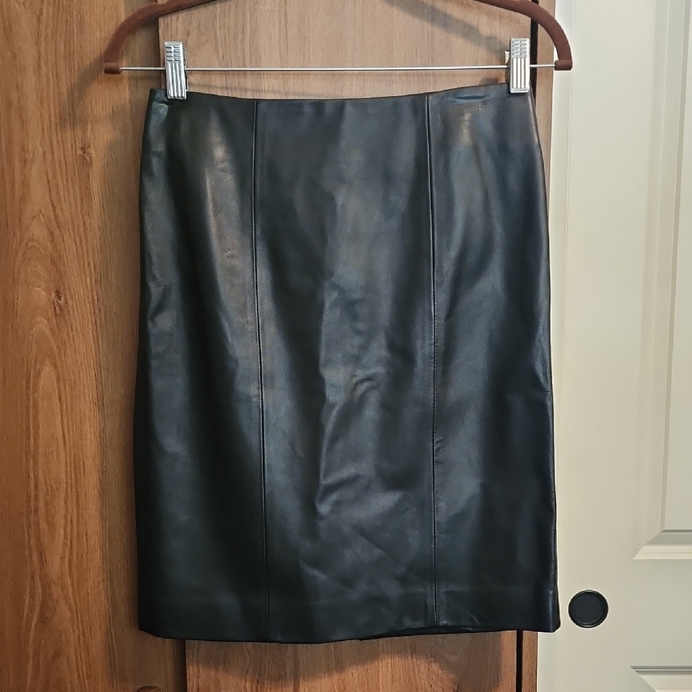 Talbots A-Line Leather Skirt Petites 0P Black EUC